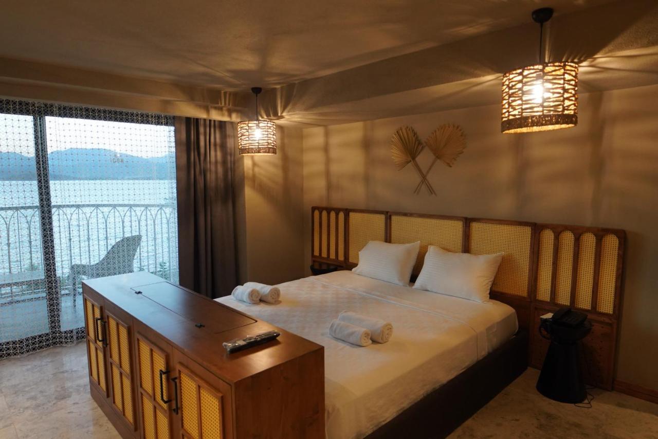 Icon Beach Suites Hotel Sovalye Island フェティエ エクステリア 写真