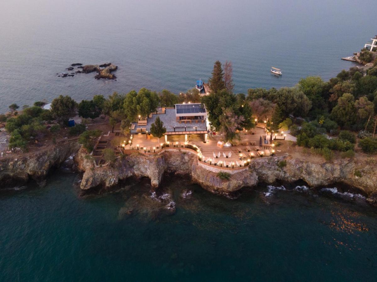 Icon Beach Suites Hotel Sovalye Island フェティエ エクステリア 写真