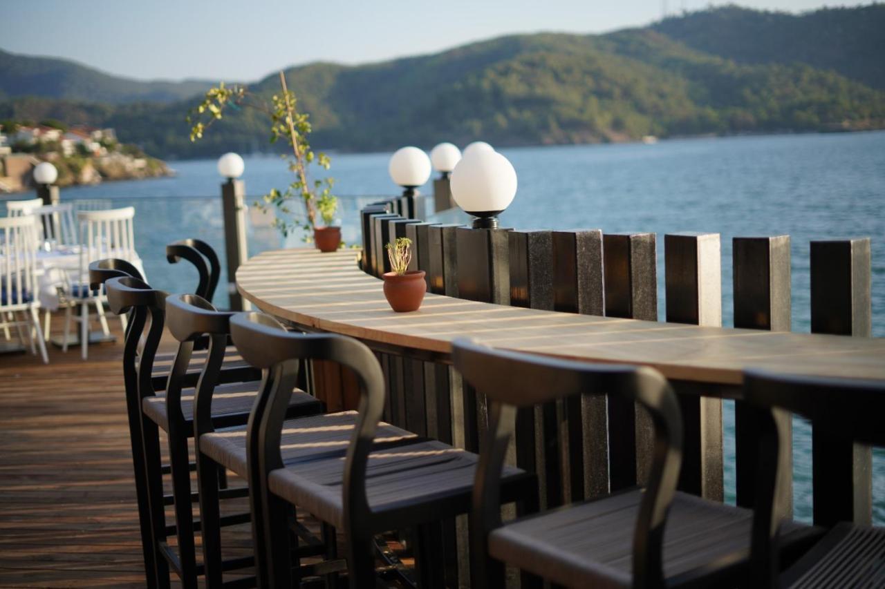 Icon Beach Suites Hotel Sovalye Island フェティエ エクステリア 写真