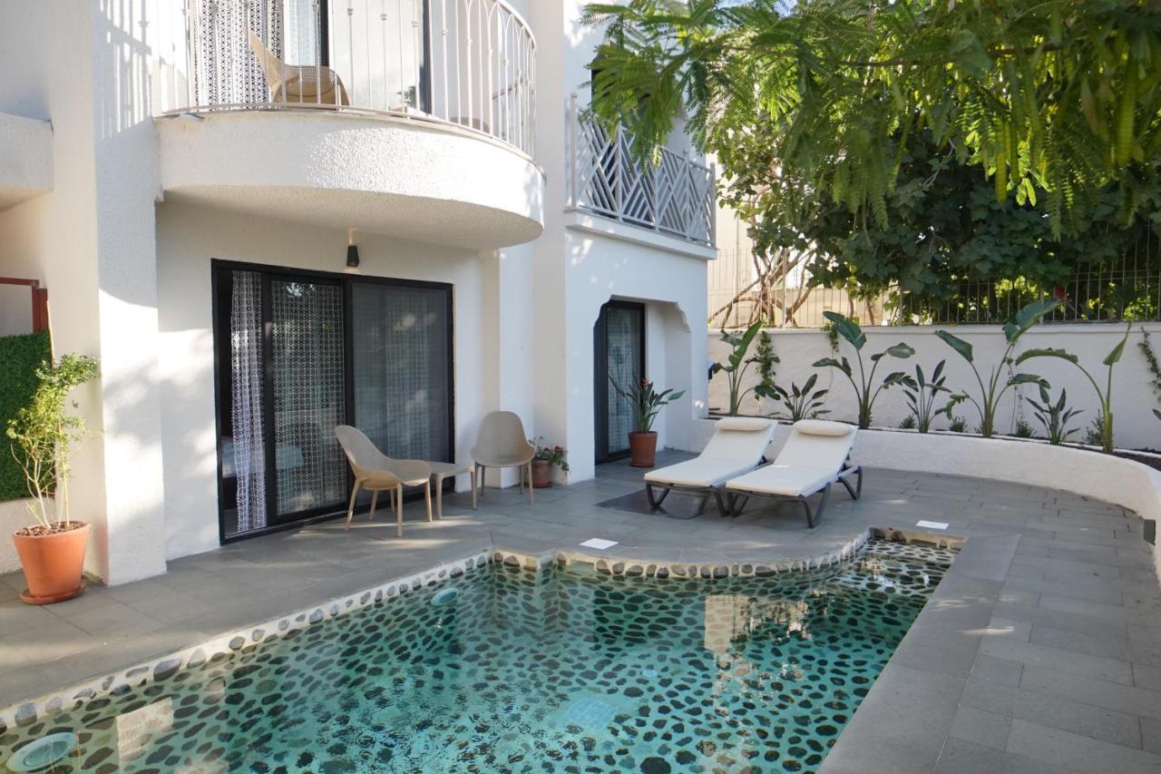 Icon Beach Suites Hotel Sovalye Island フェティエ エクステリア 写真
