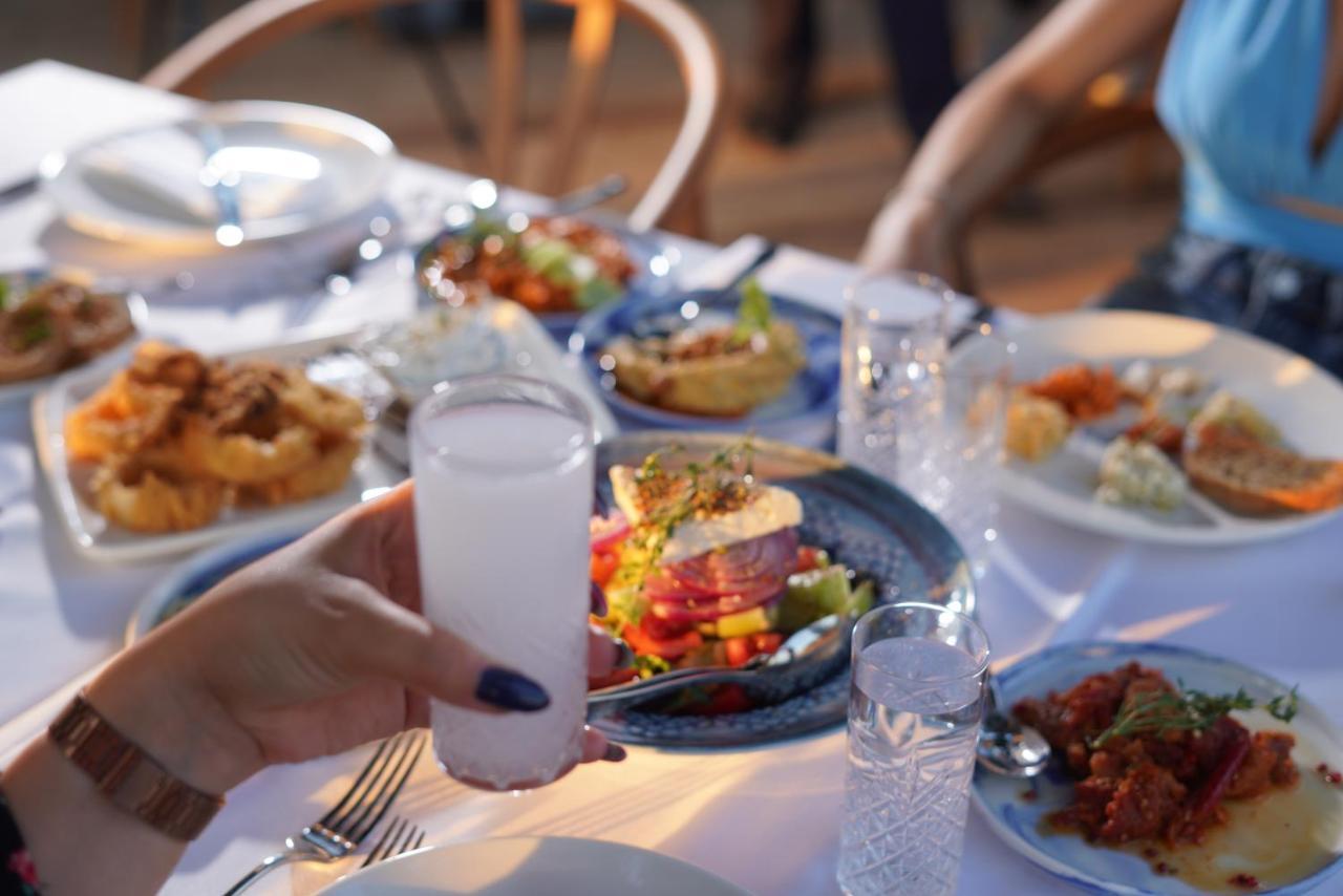Icon Beach Suites Hotel Sovalye Island フェティエ エクステリア 写真
