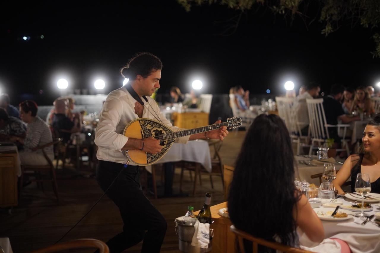 Icon Beach Suites Hotel Sovalye Island フェティエ エクステリア 写真