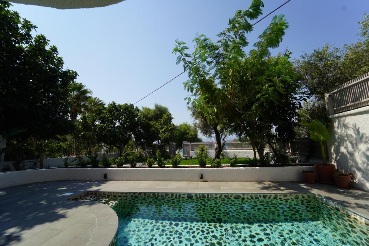 Icon Beach Suites Hotel Sovalye Island フェティエ エクステリア 写真