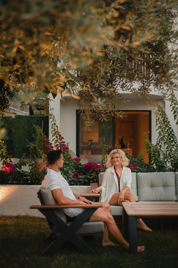 Icon Beach Suites Hotel Sovalye Island フェティエ エクステリア 写真