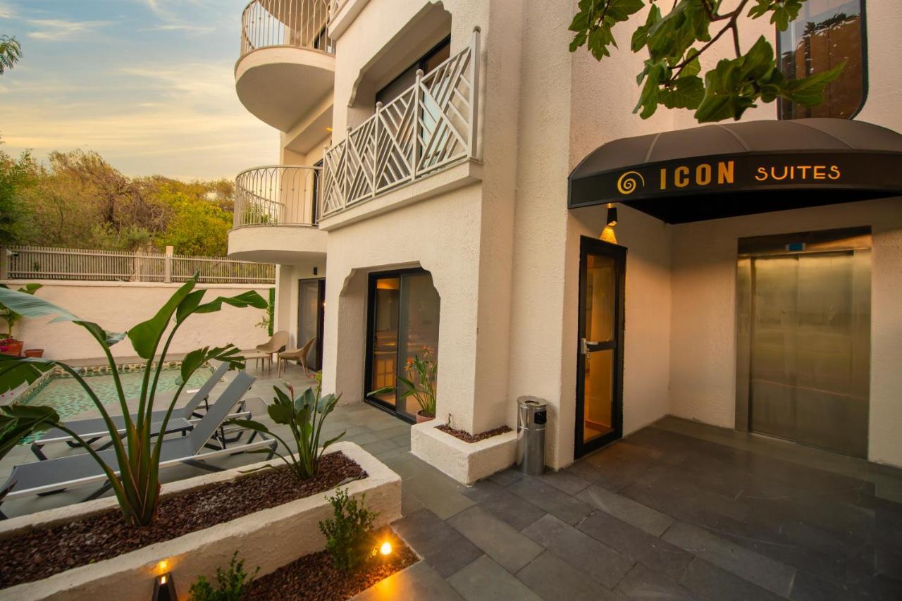 Icon Beach Suites Hotel Sovalye Island フェティエ エクステリア 写真